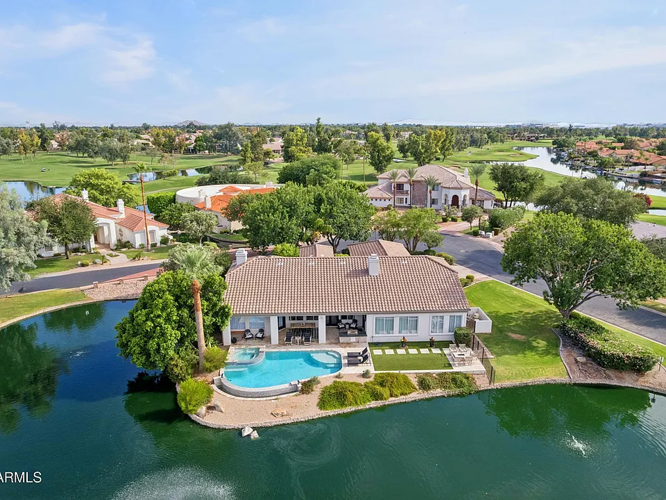 1465 W Island Cir