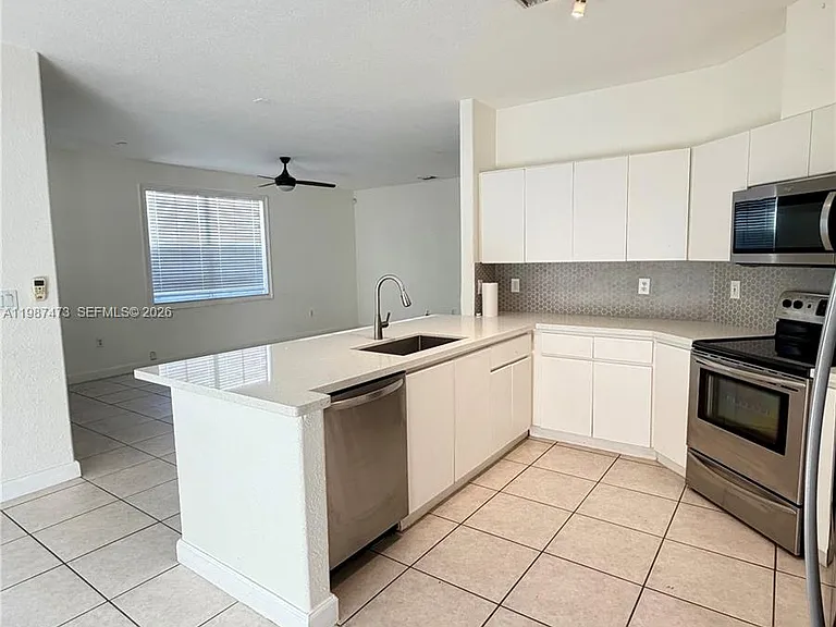 16500 SW 37th St — Photo 8