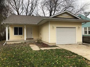 605 Leach Ave, Des Moines, IA 50315