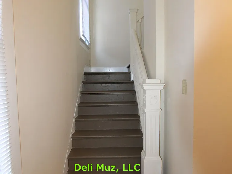 610 Jefferson Ave — Photo 26