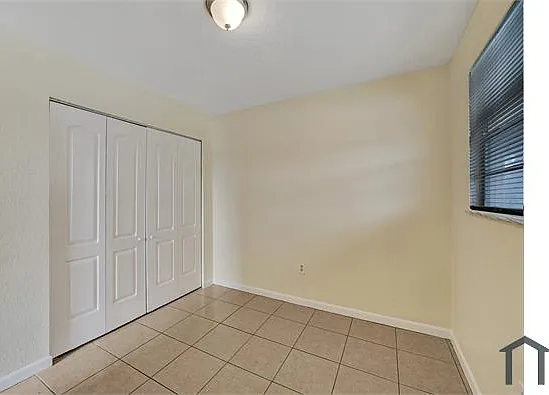 1101 W Prospect Rd — Photo 13