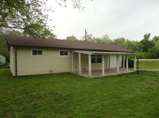 514 SE Grand Dd, Faucett, MO 64448
