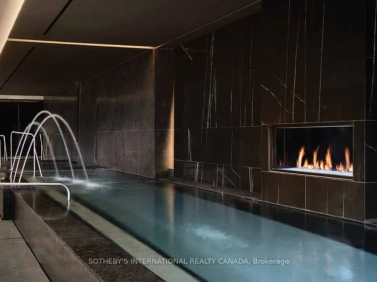 11 Yorkville Ave #2112 — Photo 11