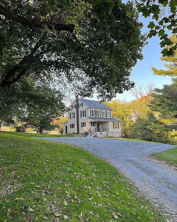 2nd image of 140 Skyline Dr