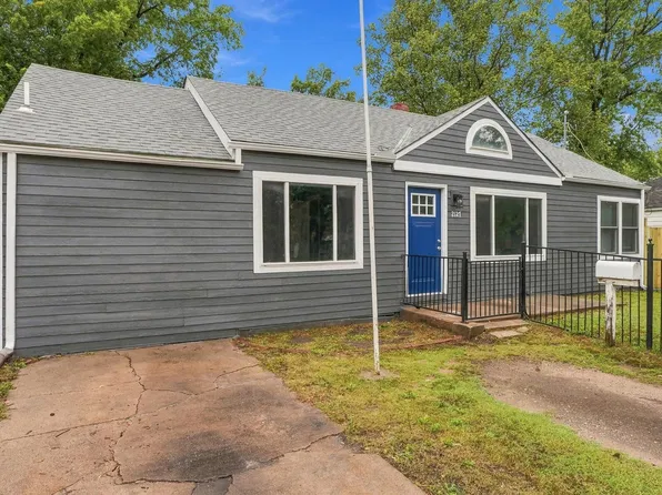 2127 S Hydraulic Ave, Wichita, KS 67211