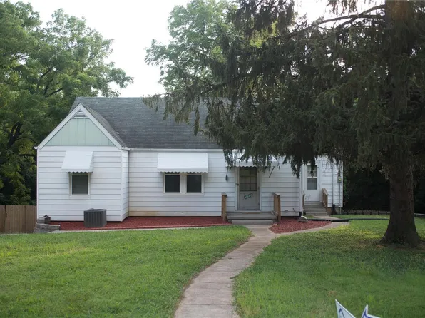 322 Hollywood Hgts Rd, Caseyville, IL 62232