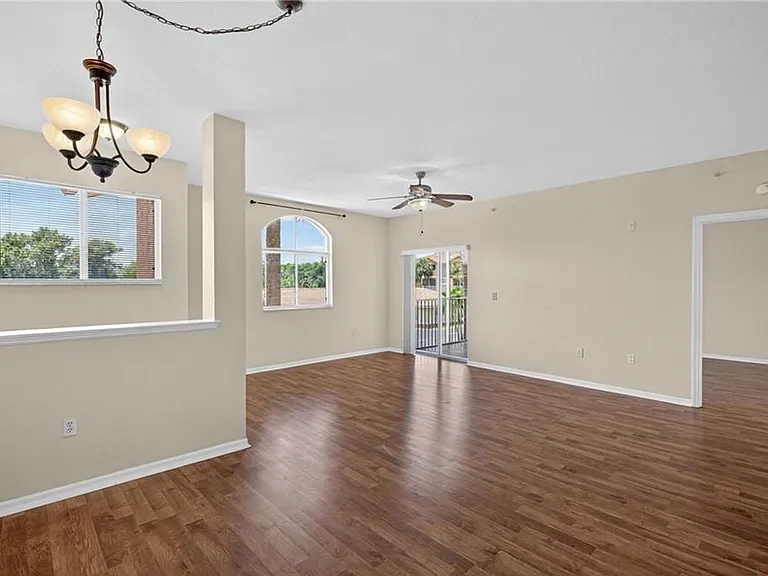 6361 Aragon Way #MAIN — Photo 32