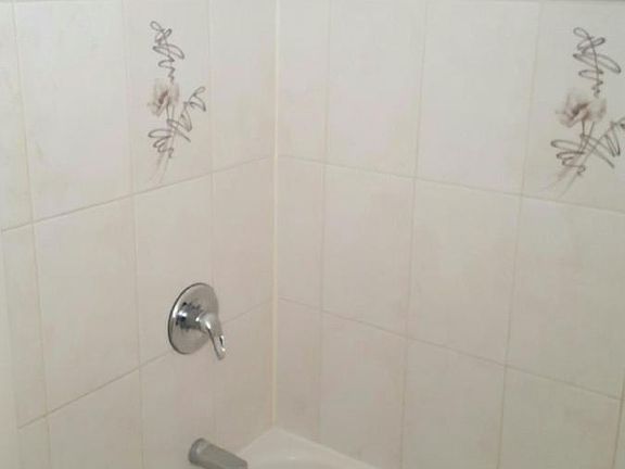 5th image of 177 Banta Ave