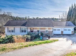 1086 New Stock Rd, Weaverville, NC 28787