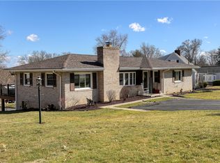 57 S Old Oak Dr, Beaver Falls, PA 15010