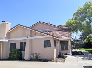 1061 N White St APT B, Hanford, CA 93230
