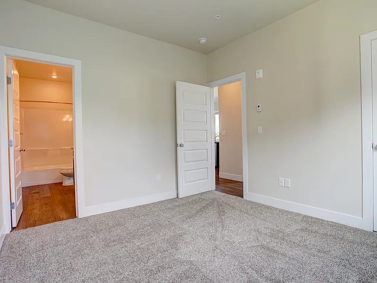 380 Dillon Ridge Rd — Photo 9