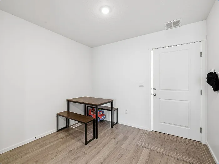 1796 N Blue Iris Ave — Photo 25
