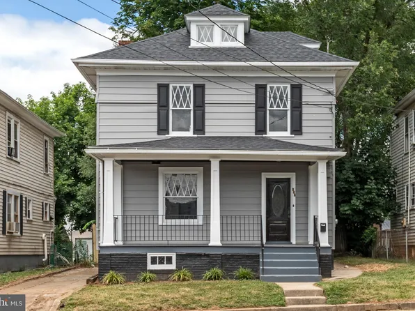 305 S Tennessee Ave, Martinsburg, WV 25401