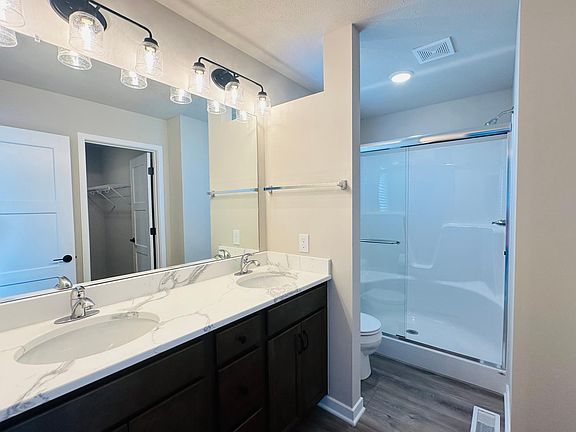 master suite dual vanity bathroom