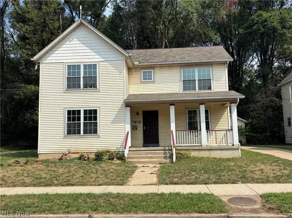 7809 Decker Ave, Cleveland, OH 44103