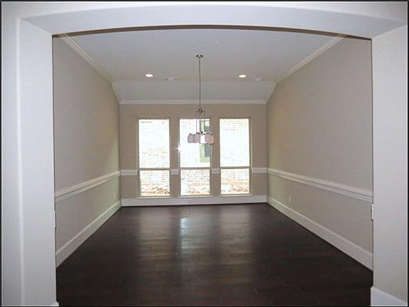 5th image of 104 Lakeside Dr