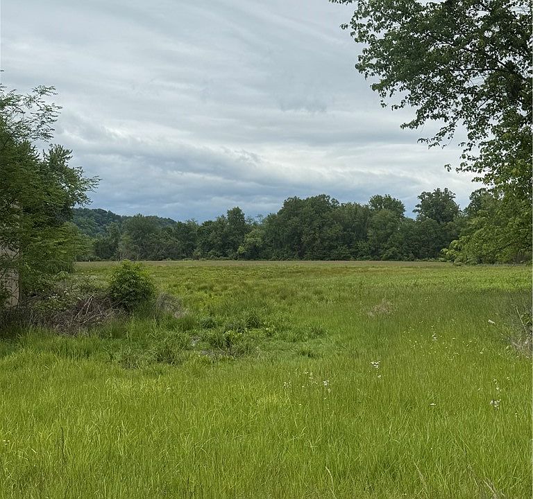 2nd image of N Pleasants Hwy