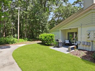 96 Mathews Dr APT 34, Hilton Head Island, SC 29926
