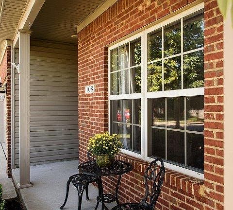 4th image of 108 Angel Falls Dr