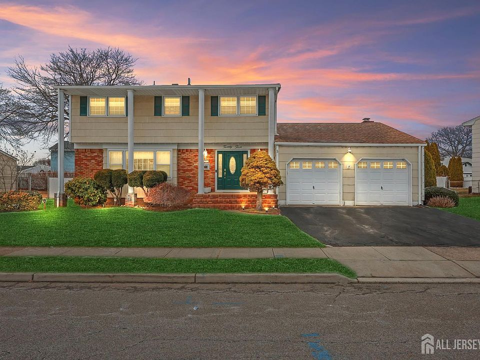 1st image of 23 Sherwood Rd