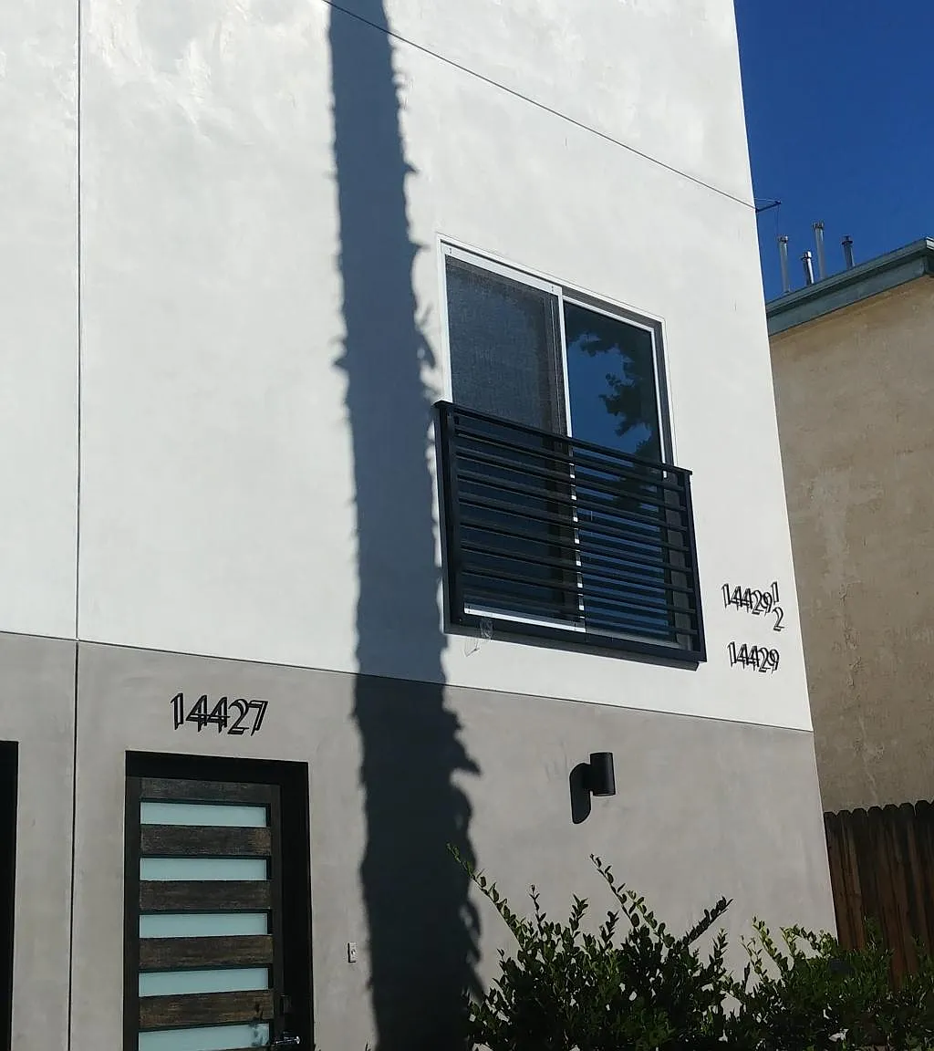 3 bed, 1350 sqft, $4,000 — Photo 3