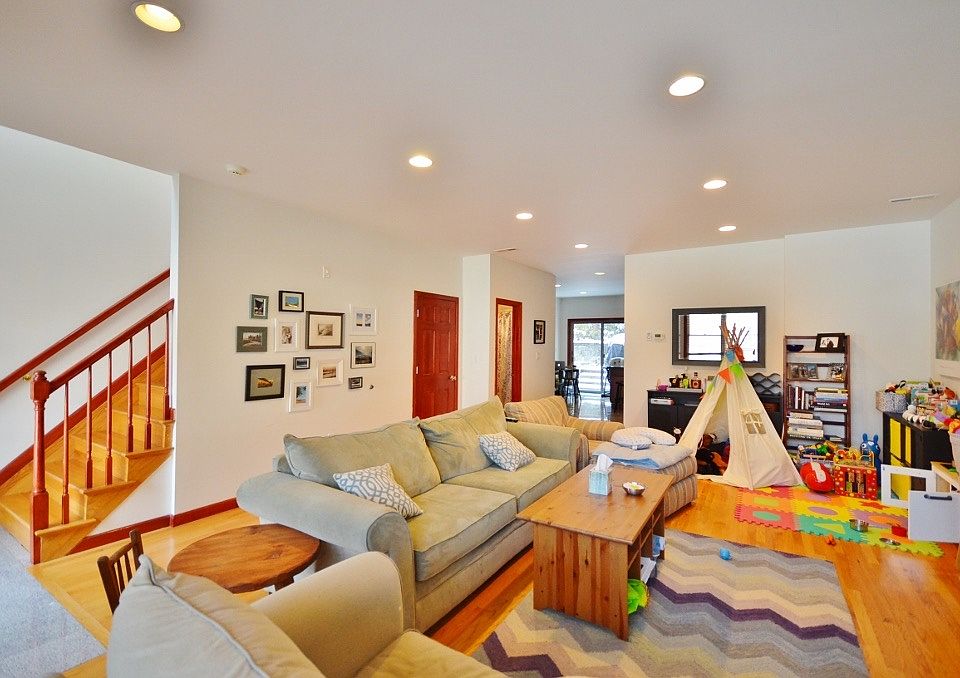 Spacious Living Room