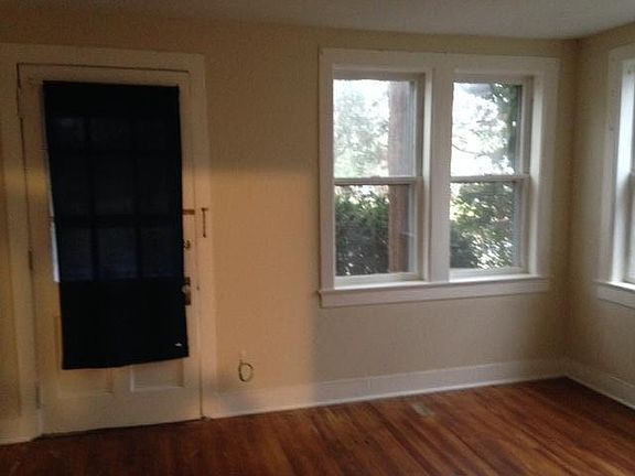 Living rm or dining rm (another view) front room