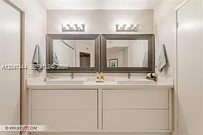 19195 NE 36th Ct #905 — Photo 35