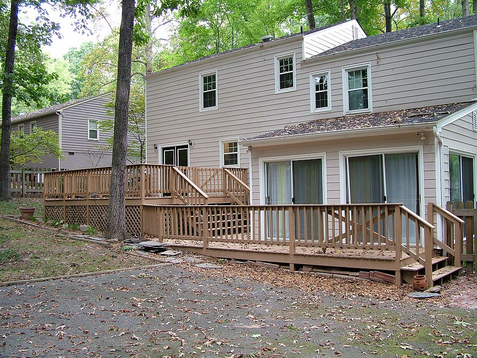 2nd image of 1906 Sorrento Pl