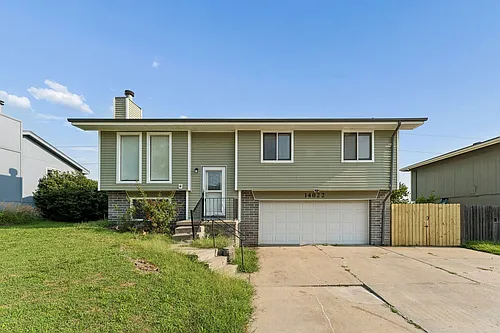 14022 Virginia St Photo 1