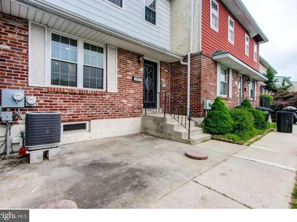 1511 Whitpain Hls, Blue Bell, PA 19422