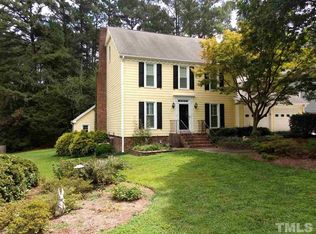 6112 Bramblewood Dr, Raleigh, NC 27612