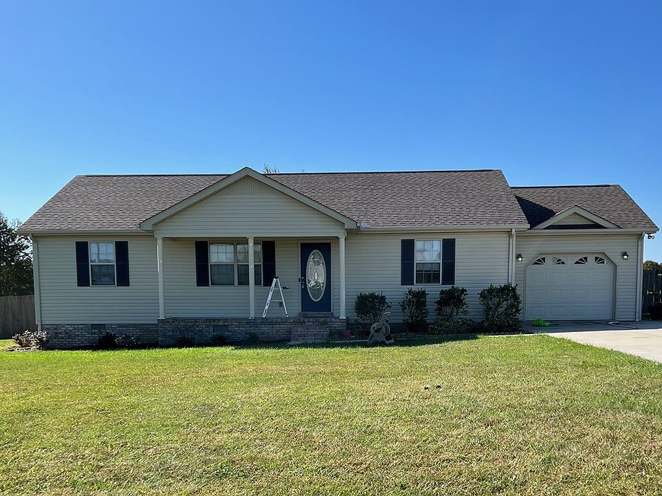 1st image of 136 River Wood Dr