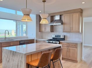 2718 N Vista Valley Rd, Orange, CA 92867