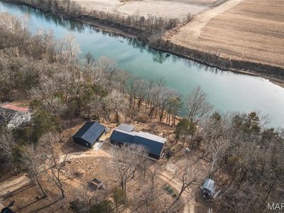 2585 River Rd, Mount Sterling, MO, 65062