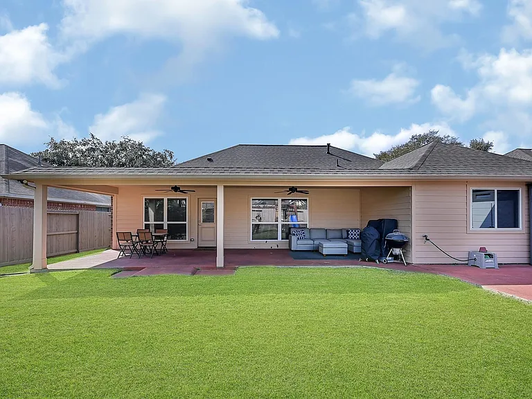 1035 E Hampton Dr — Photo 18