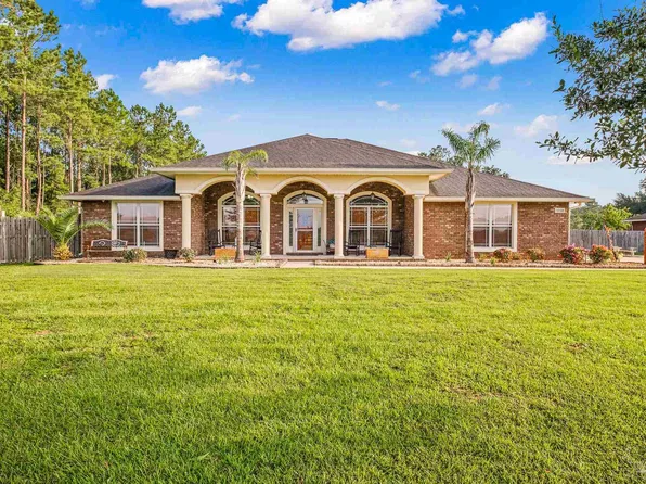 10106 Nichols Lake Rd, Milton, FL 32583
