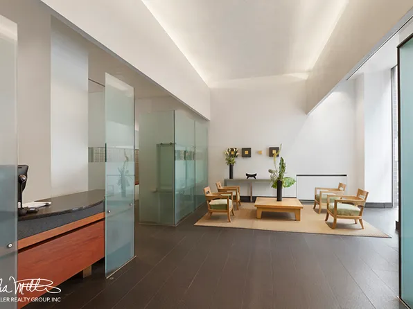 400 East 54th Street 27B image 17 of 18