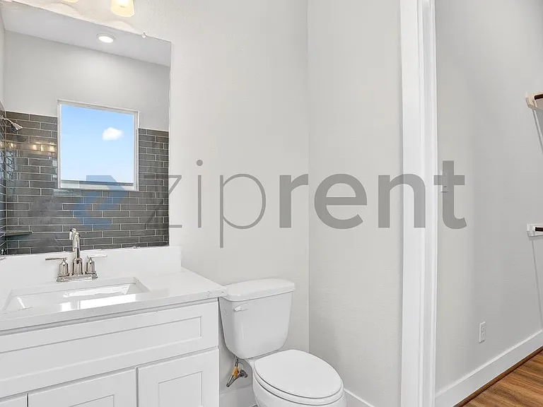 4413 Anthony Court Ln — Photo 39