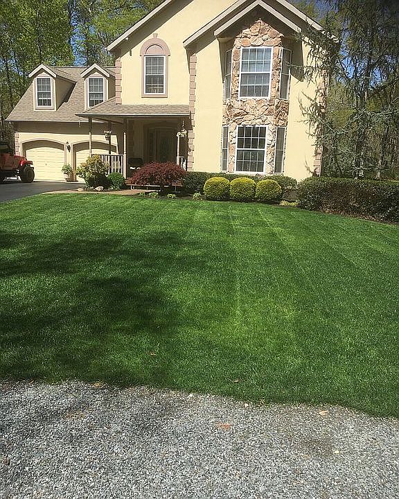 2nd image of 5801 Cedar St