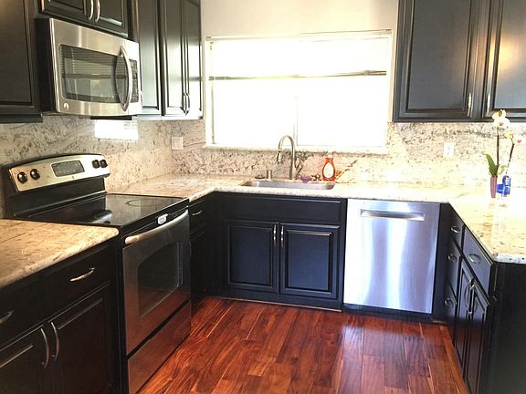 5th image of 1190 Whitehall Ave