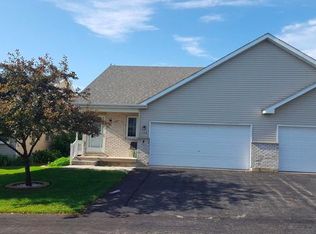 1148 Golf Ct, Dekalb, IL 60115