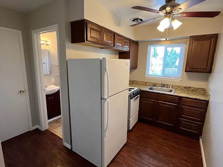 720 Plumas Street — Photo 2