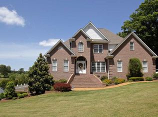 21 Starlight Cove, Lexington, TN 38351
