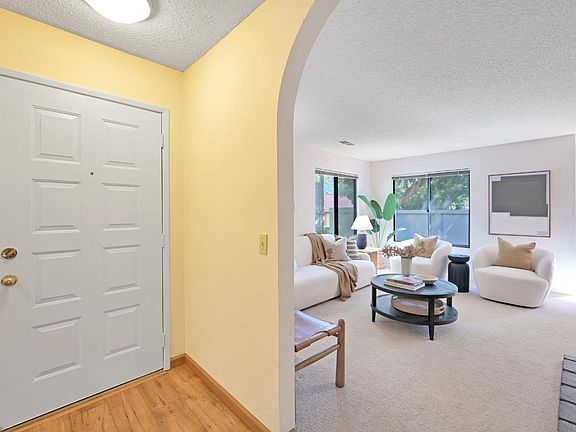 5th image of 420 Park Place Drive