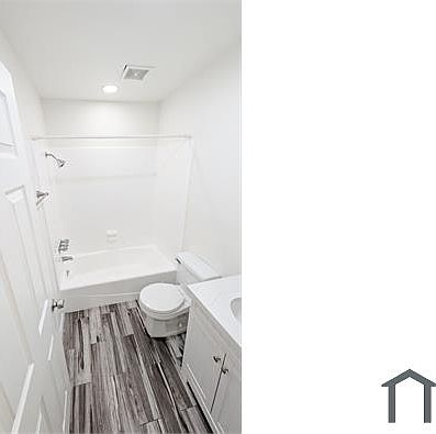 4th image of 13160 Victory Blvd #1B