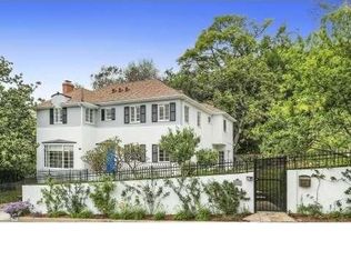 5743 Spring Oak Dr, Los Angeles, CA 90068