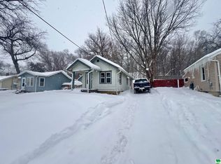3024 Melrose Ave, Sioux City, IA 51105