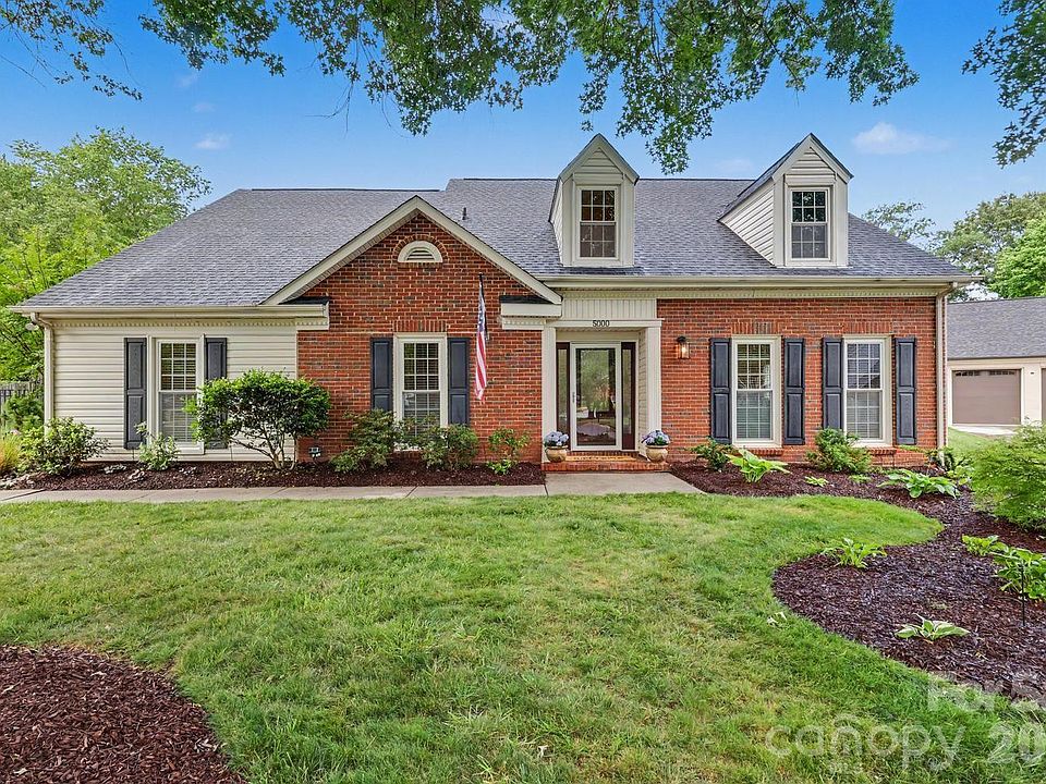1st image of 5000 Whitwell Ct